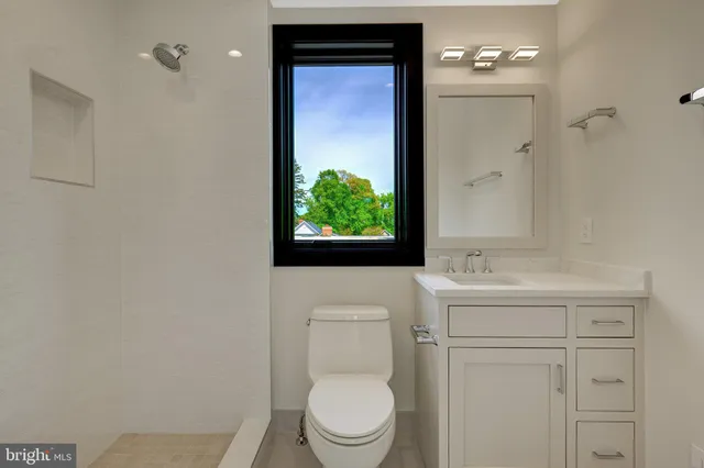 $3,488,900 | 1853 Massachusetts Avenue, McLean, VA 22101