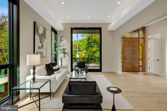 $3,488,900 | 1853 Massachusetts Avenue, McLean, VA 22101