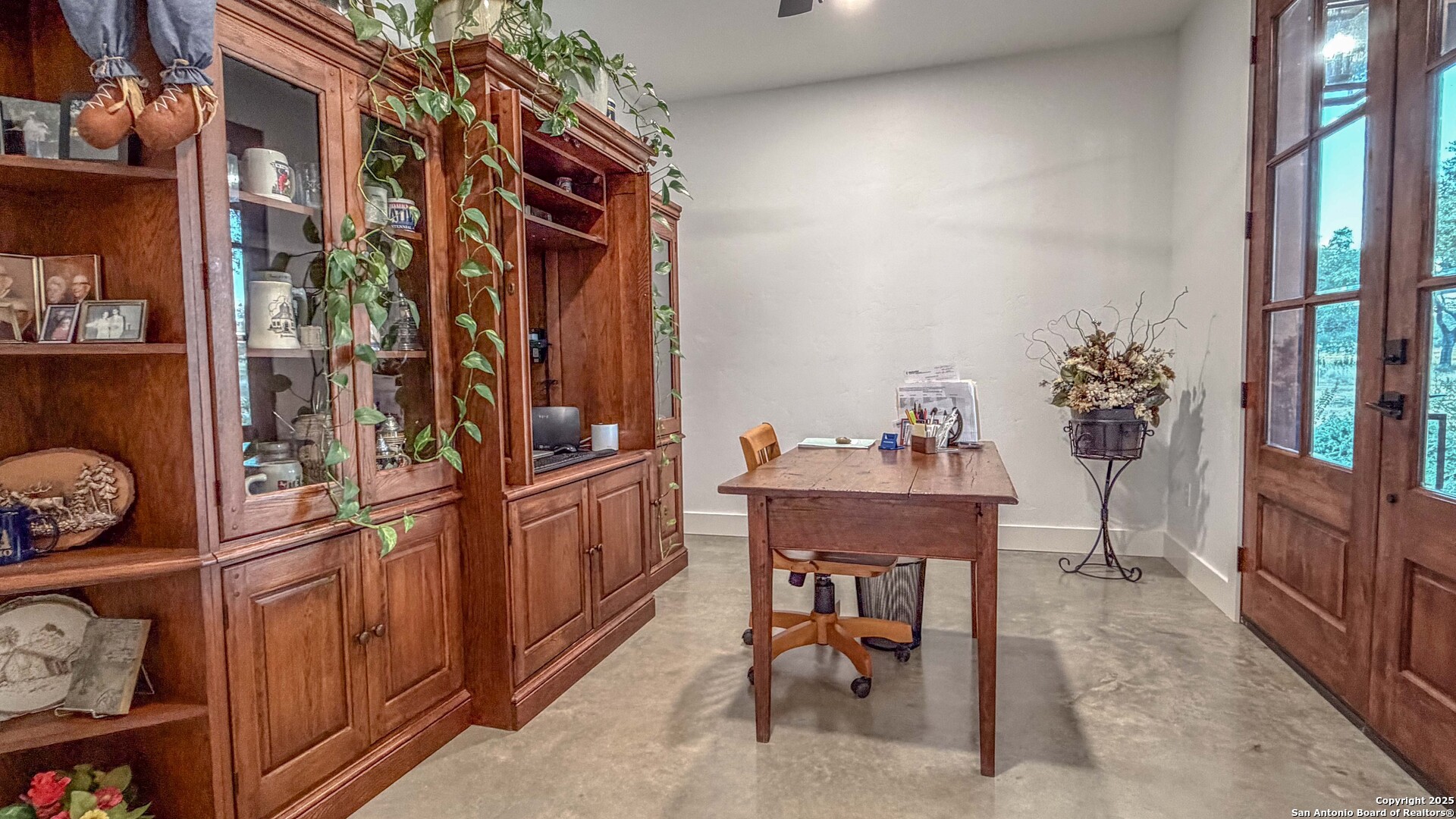 21789 Fm 2093 Harper, TX 78631 - Photo 37 of 98 a view of a chairs and table in a room