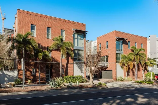 $850,000 | 325 5th Avenue South, Unit 6, St. Petersburg, FL 33701