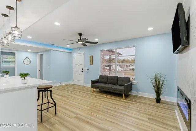 $238,900 | 7060 Perke Drive, Jacksonville, FL 32210