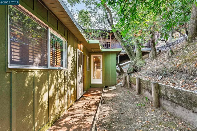 $635,000 | 405 Scenic Avenue, San Anselmo, CA 94960