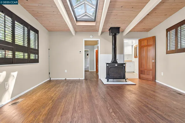 $635,000 | 405 Scenic Avenue, San Anselmo, CA 94960