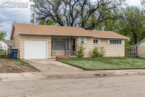 $250,000 | 1804 Lark Bunting Lane, Pueblo, CO 81001