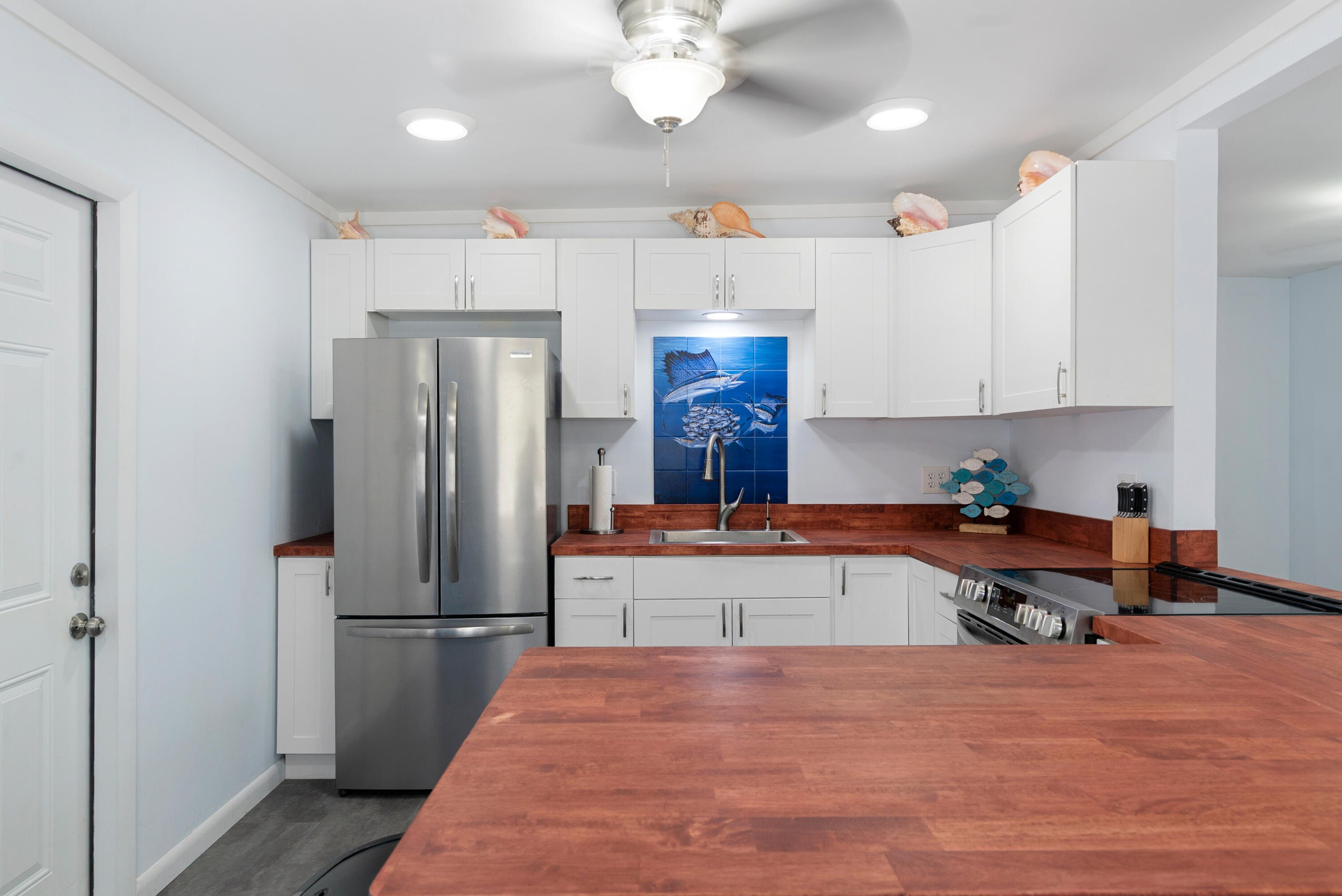 4 Tina Place Key Largo, FL 33037 - Photo 7 of 30 New kitchen