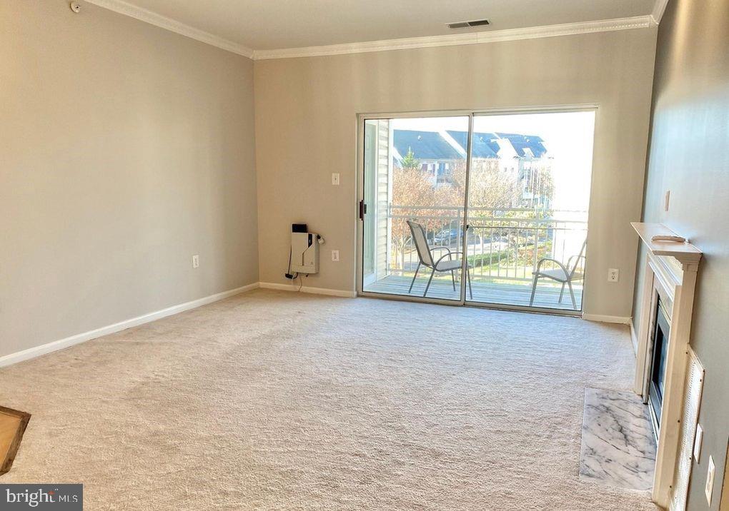 12004 Amber Ridge Circle, Unit B301 Germantown, MD 20876 - Photo 3 of 14