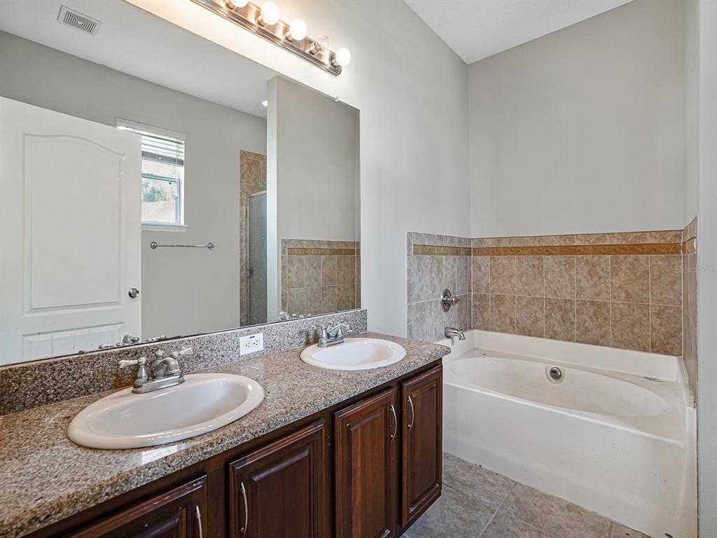 11713 Colony Lakes Boulevard New Port Richey, FL 34654 - Photo 20 of 38
