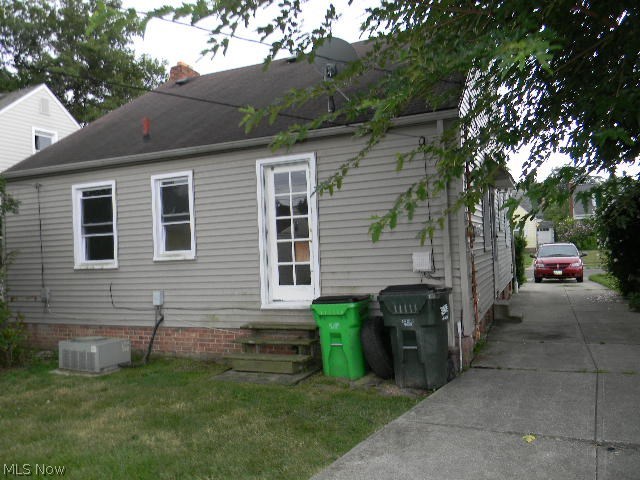 4209 Wilmington Road Cleveland, OH 44121 - Photo 18 of 20