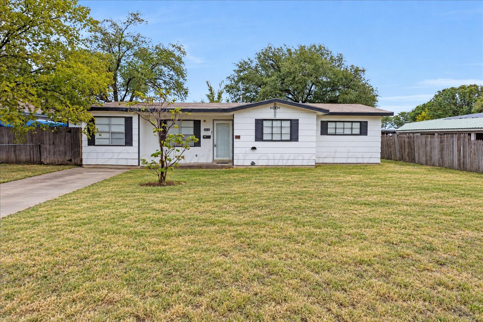 4415 South Hayden Street Amarillo, TX 79110 - Photo 1 of 21 01-Front