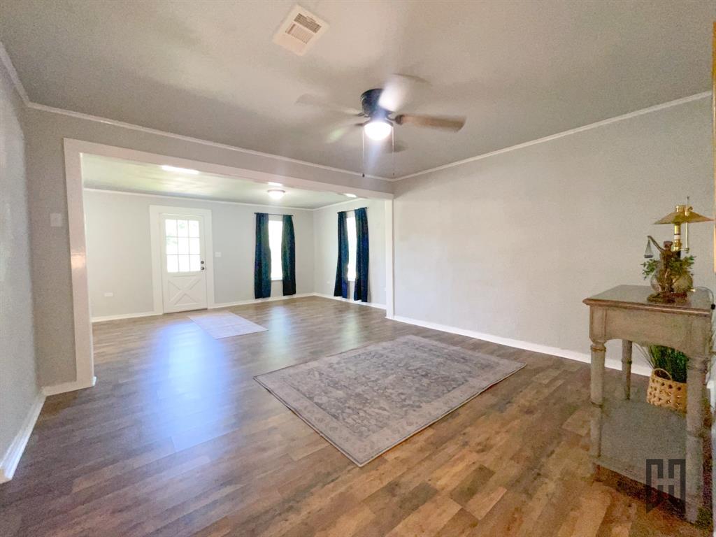 608 Batton Street Minden, LA 71055 - Photo 4 of 17 Open concept living, dining & kitchen