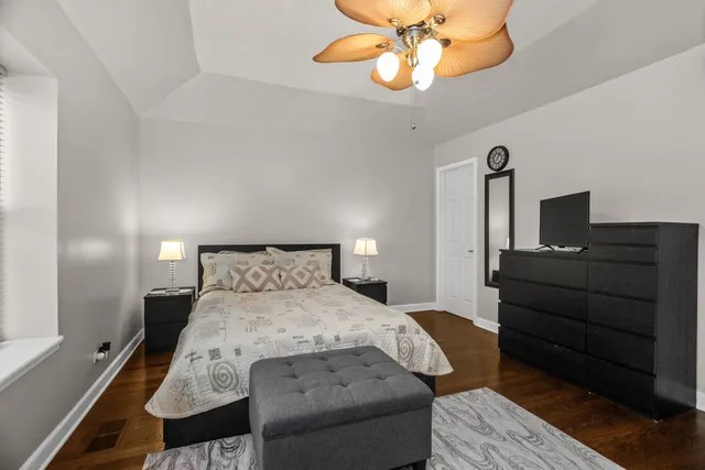 $450,000 | 1811 Lyons Street, Evanston, IL 60201