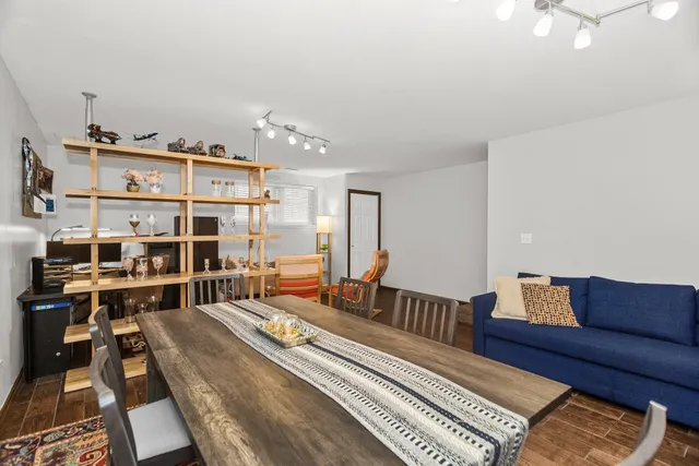 $450,000 | 1811 Lyons Street, Evanston, IL 60201