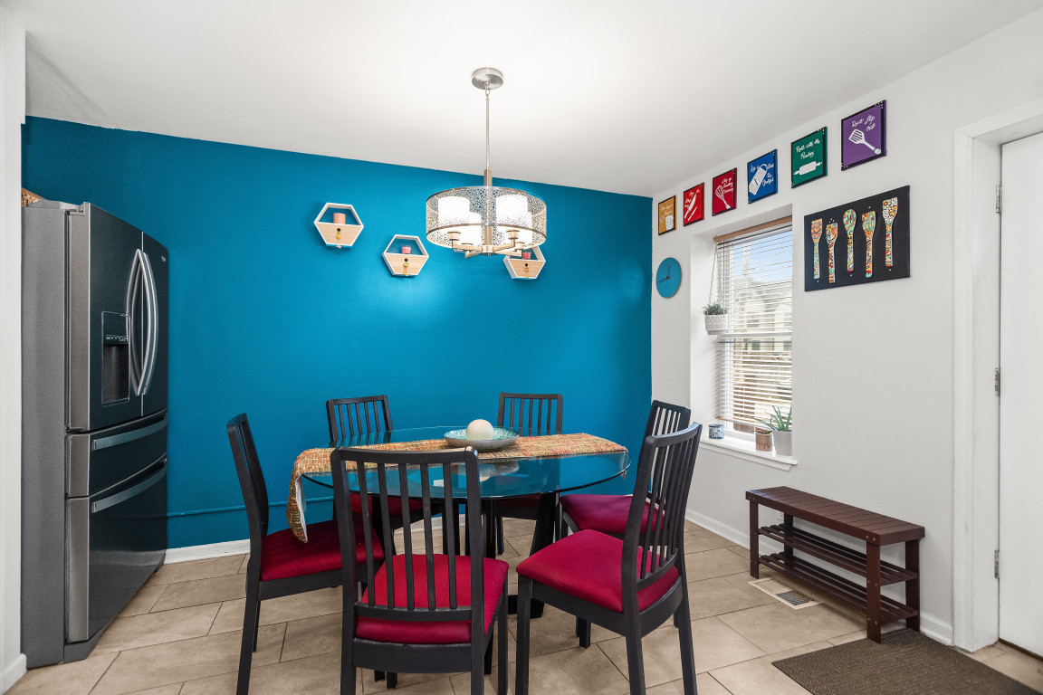 1811 Lyons Street Evanston, IL 60201 - Photo 8 of 33 a view of a dining room with furniture