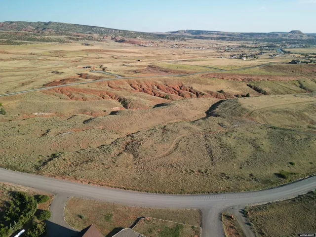 $99,500 | 15 Rimrock Drive, Thermopolis, WY 82443