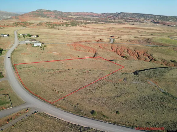 $99,500 | 15 Rimrock Drive, Thermopolis, WY 82443