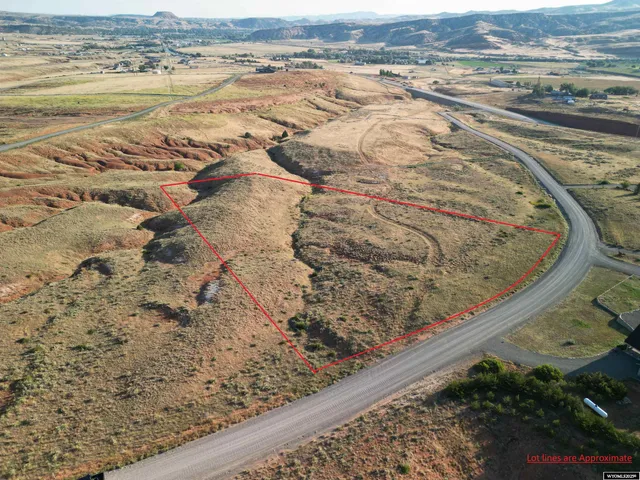 $99,500 | 15 Rimrock Drive, Thermopolis, WY 82443