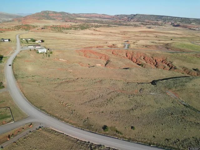 $99,500 | 15 Rimrock Drive, Thermopolis, WY 82443