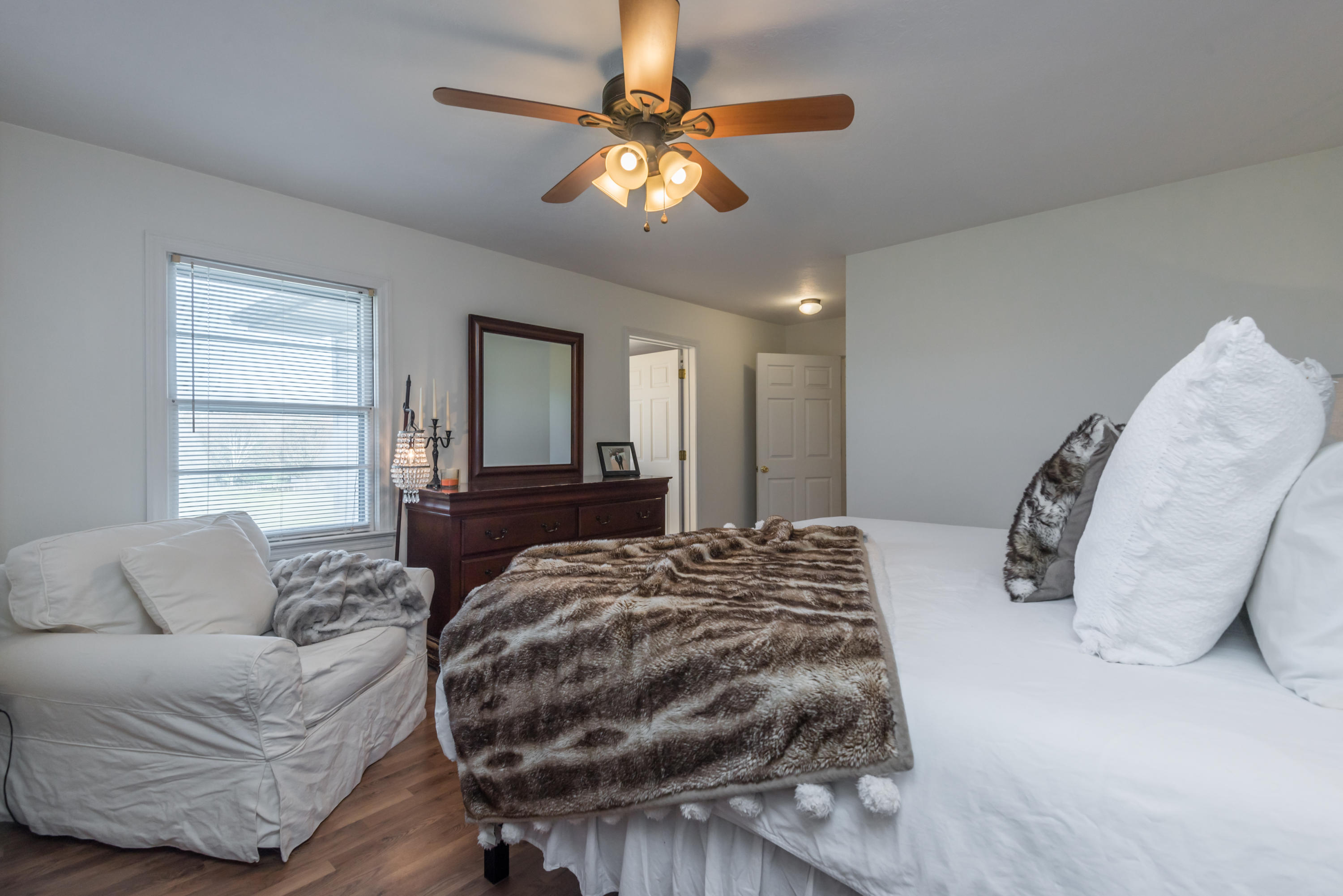 953 Mountain Road Clinton, TN 37716 - Photo 22 of 40 953MountainRd-23