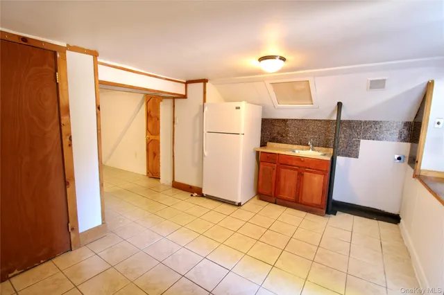 $325,000 | 36 McDonald Street, Saugerties, NY 12477