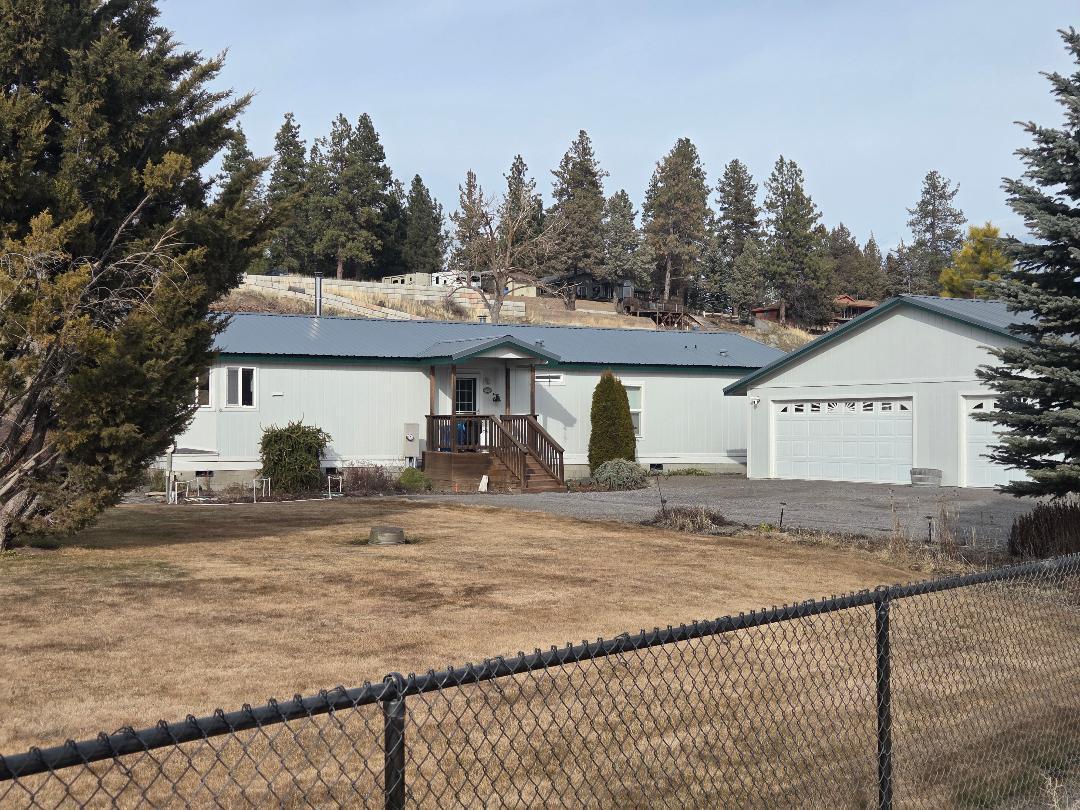 32928 Rivers Drive Chiloquin, OR 97624 - Photo 2 of 59