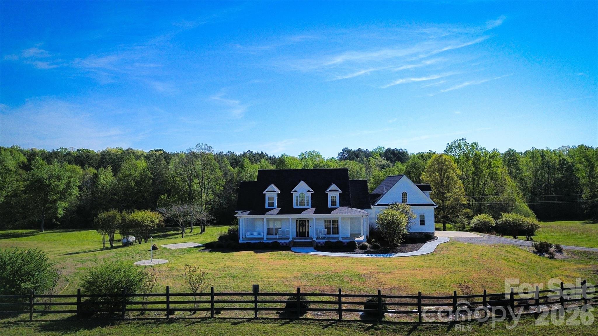 940 State Rd S-13-106 Pageland, SC 29728 - Photo 1 of 41 a view of a house with big yard