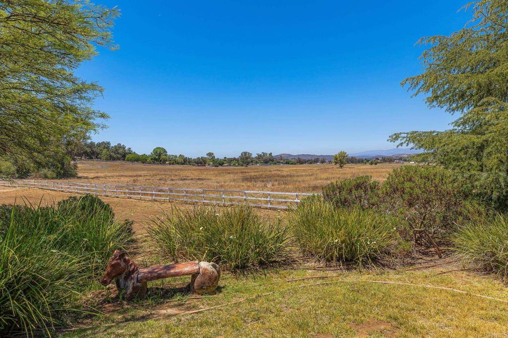 2445 Southern Oak Road Ramona, CA 92065 - Photo 12 of 60