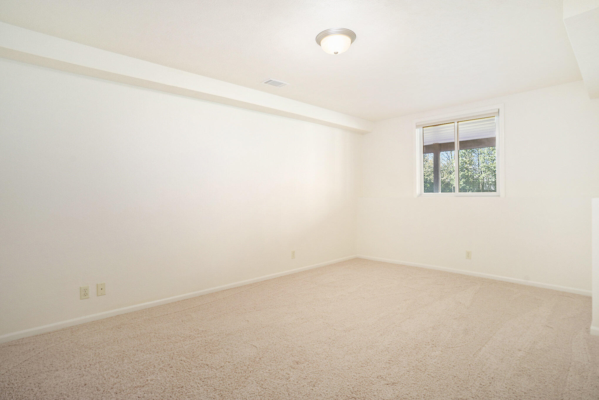 124 Stonegate Court Spring Lake, MI 49456 - Photo 19 of 27 020_file_601