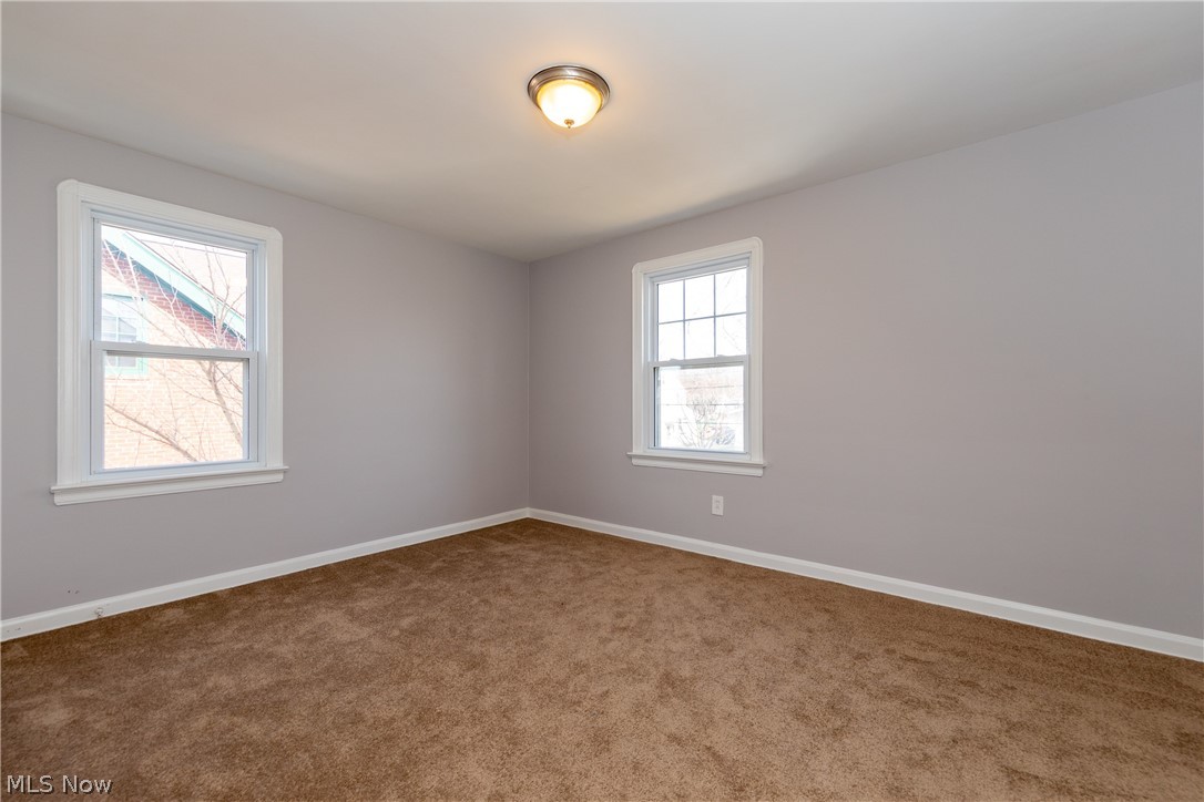 1408 Gordon Road Cleveland, OH 44124 - Photo 14 of 30