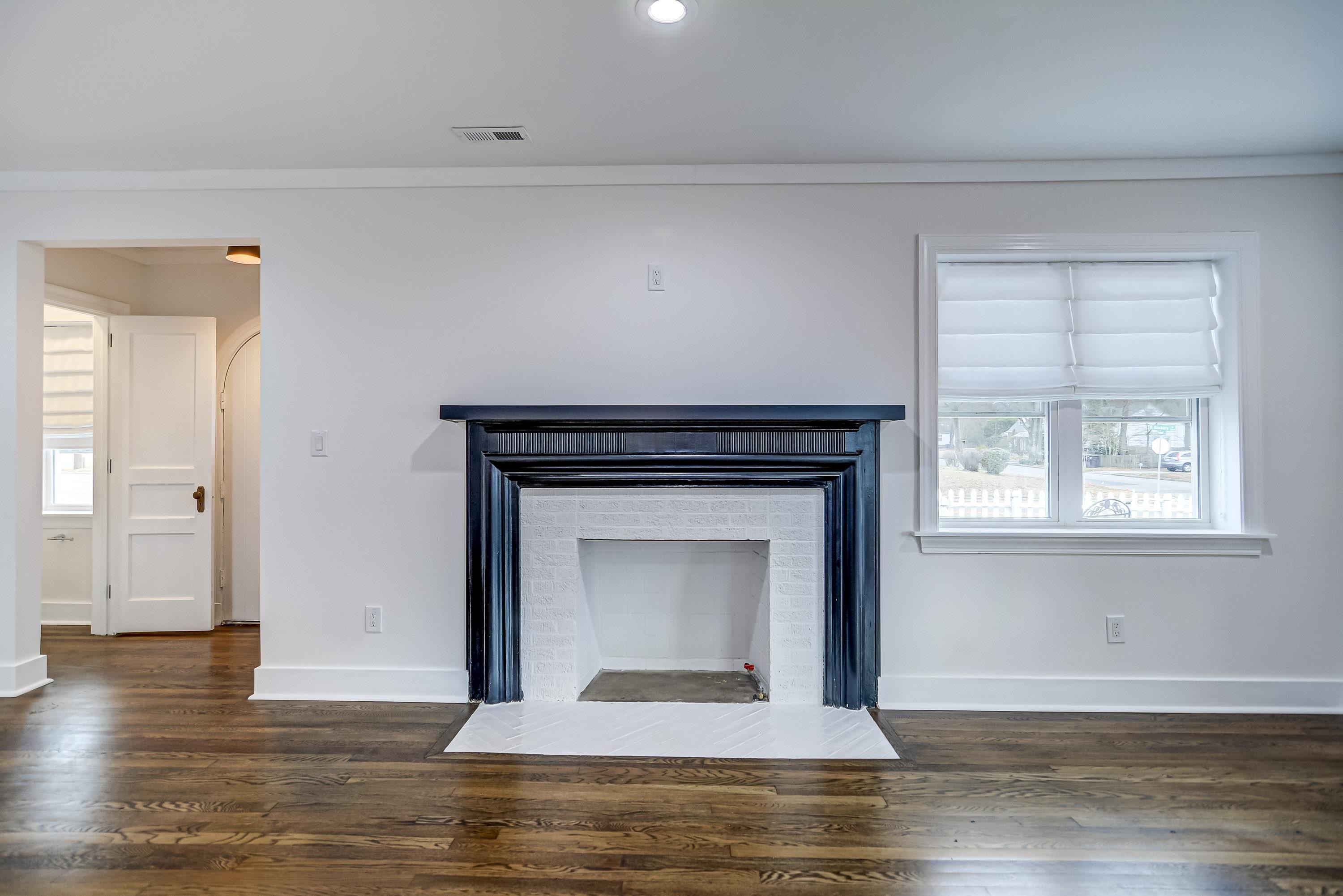 2703 North Roxboro Street Durham, NC 27704 - Photo 9 of 32 Photo 9