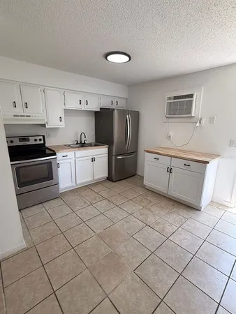 $1,050 | 506 Northeast 28th Avenue, Unit C, Ocala, FL 34470