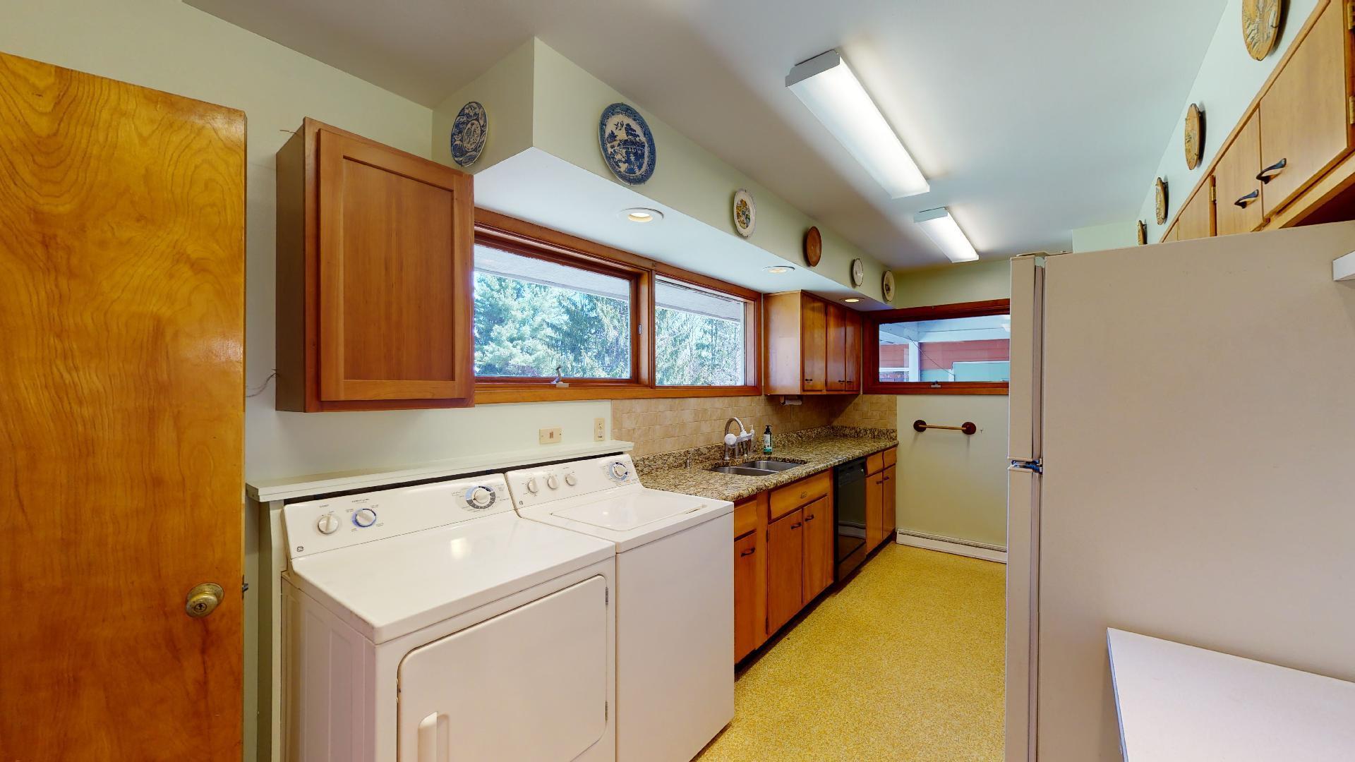 9 Sylvan Road Orono, ME 04473 - Photo 23 of 47 Kitchen(2)