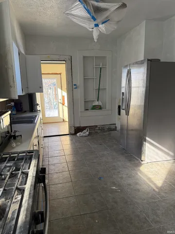 $100,000 | 1103 South 18th Street, New Castle, IN 47362