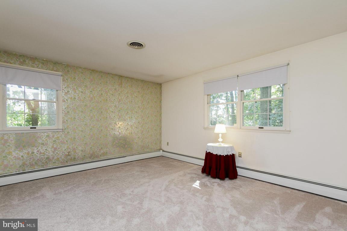 1315 Western Chapel Road New Windsor, MD 21776 - Photo 22 of 30 Room for furniture and room to relax