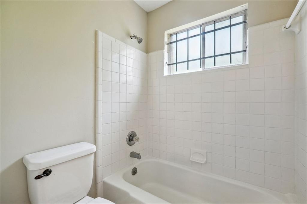 3194 Abbeywood Drive Decatur, GA 30034 - Photo 4 of 5