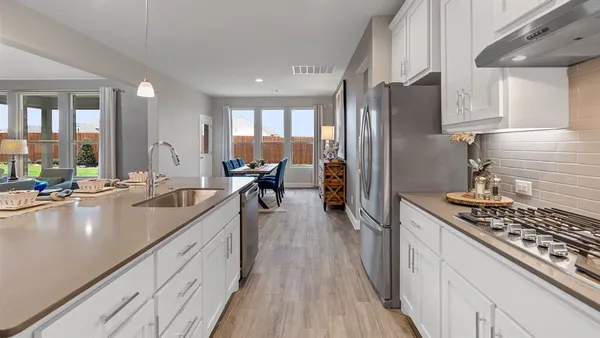 $528,615 | 3313 Pier Vw Street, Grand Prairie, TX 76065