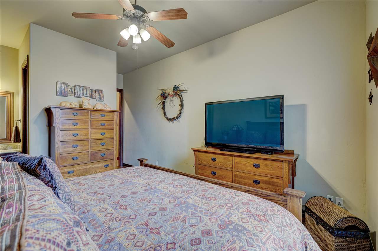 4225 Slate Bridge Road Edmond, OK 73034 - Photo 17 of 36 Gallery Image 17