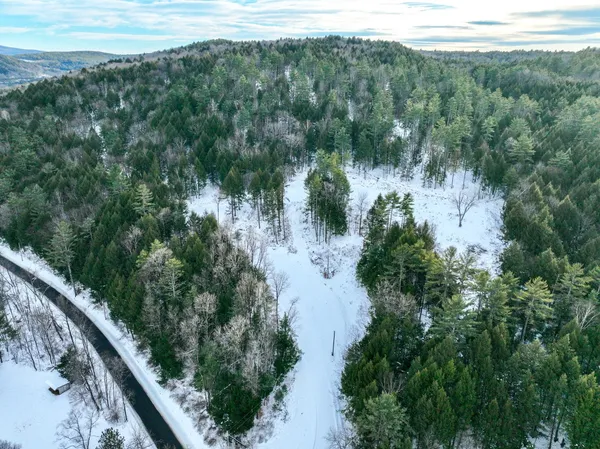 $299,000 | 567 Sawnee Bean Road, Thetford, VT 05075