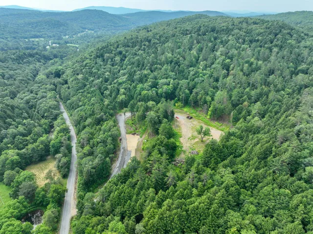 $299,000 | 567 Sawnee Bean Road, Thetford, VT 05075