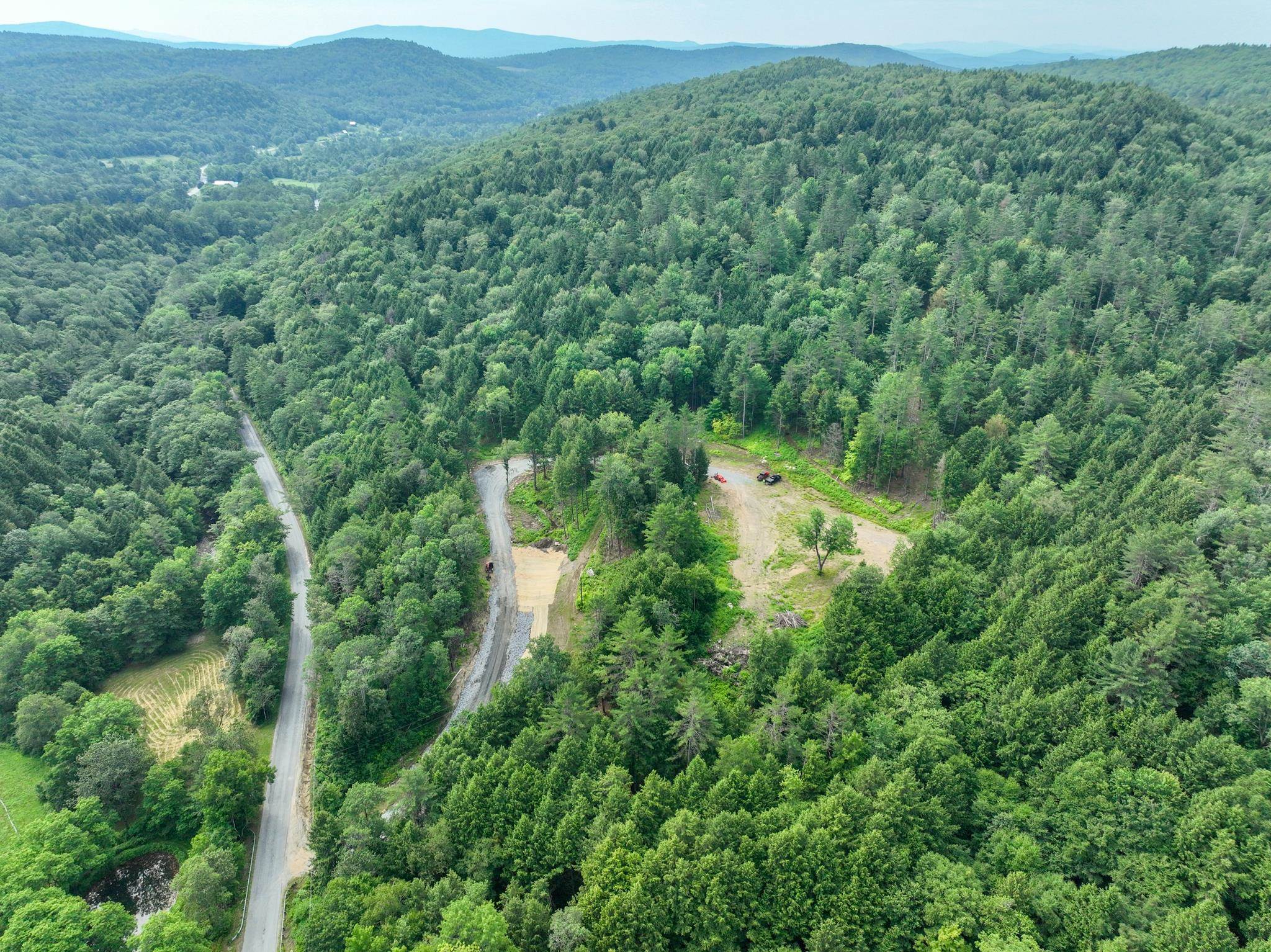567 Sawnee Bean Road Thetford, VT 05075 - Photo 5 of 12
