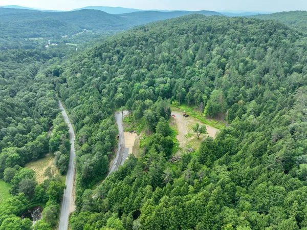 $299,000 | 567 Sawnee Bean Road, Thetford, VT 05075