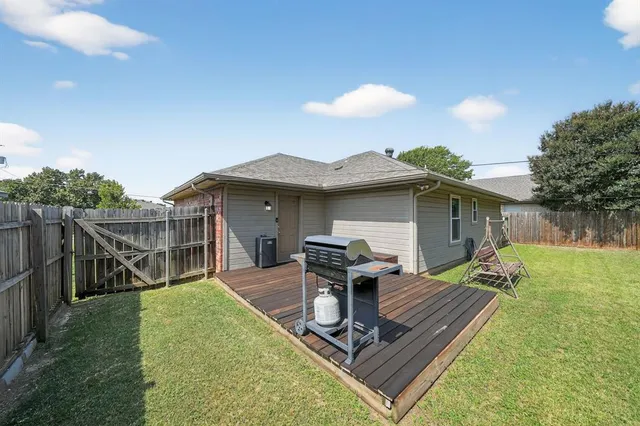 $219,900 | 604 McAnear Street, Cleburne, TX 76033