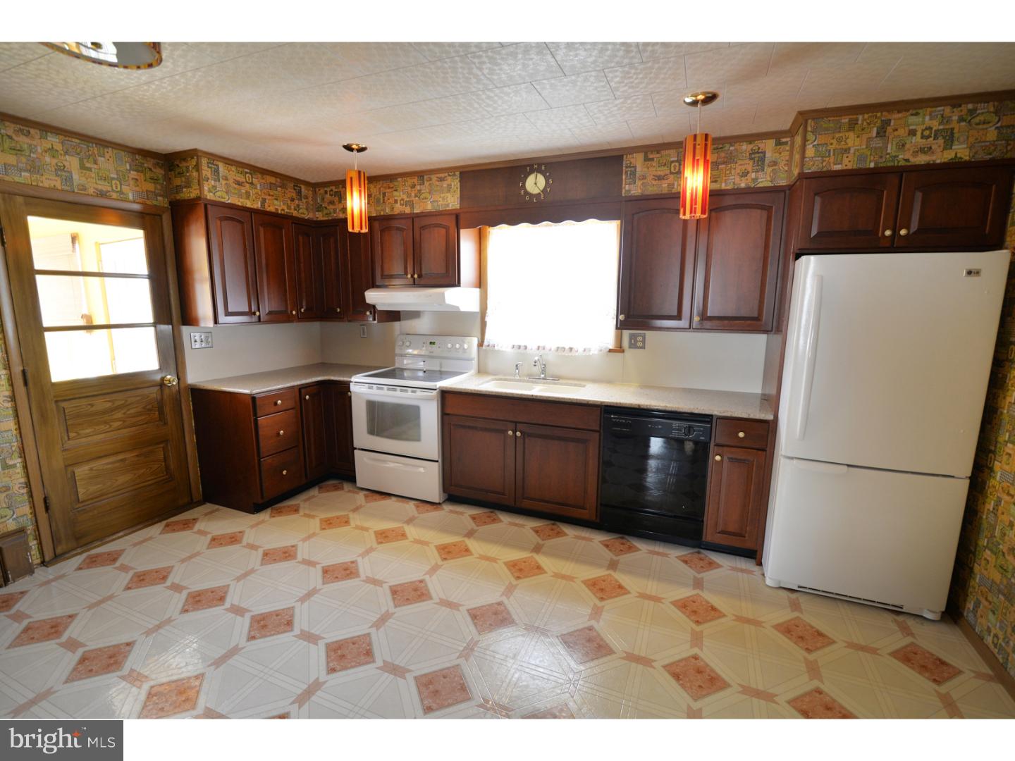 198 Lavelle Road Lavelle, PA 17921 - Photo 15 of 16
