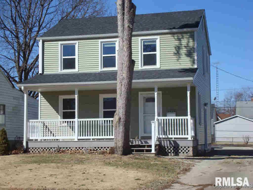 2429 South 8th Street Springfield, IL 62703 - Photo 1 of 15
