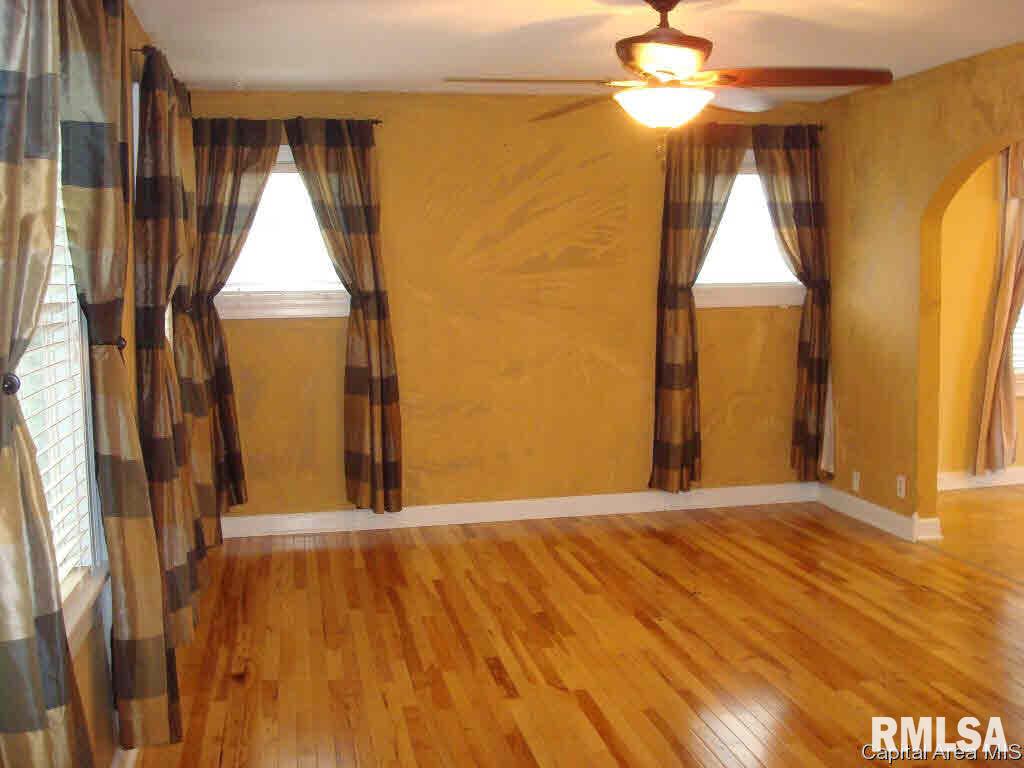 2429 South 8th Street Springfield, IL 62703 - Photo 5 of 15