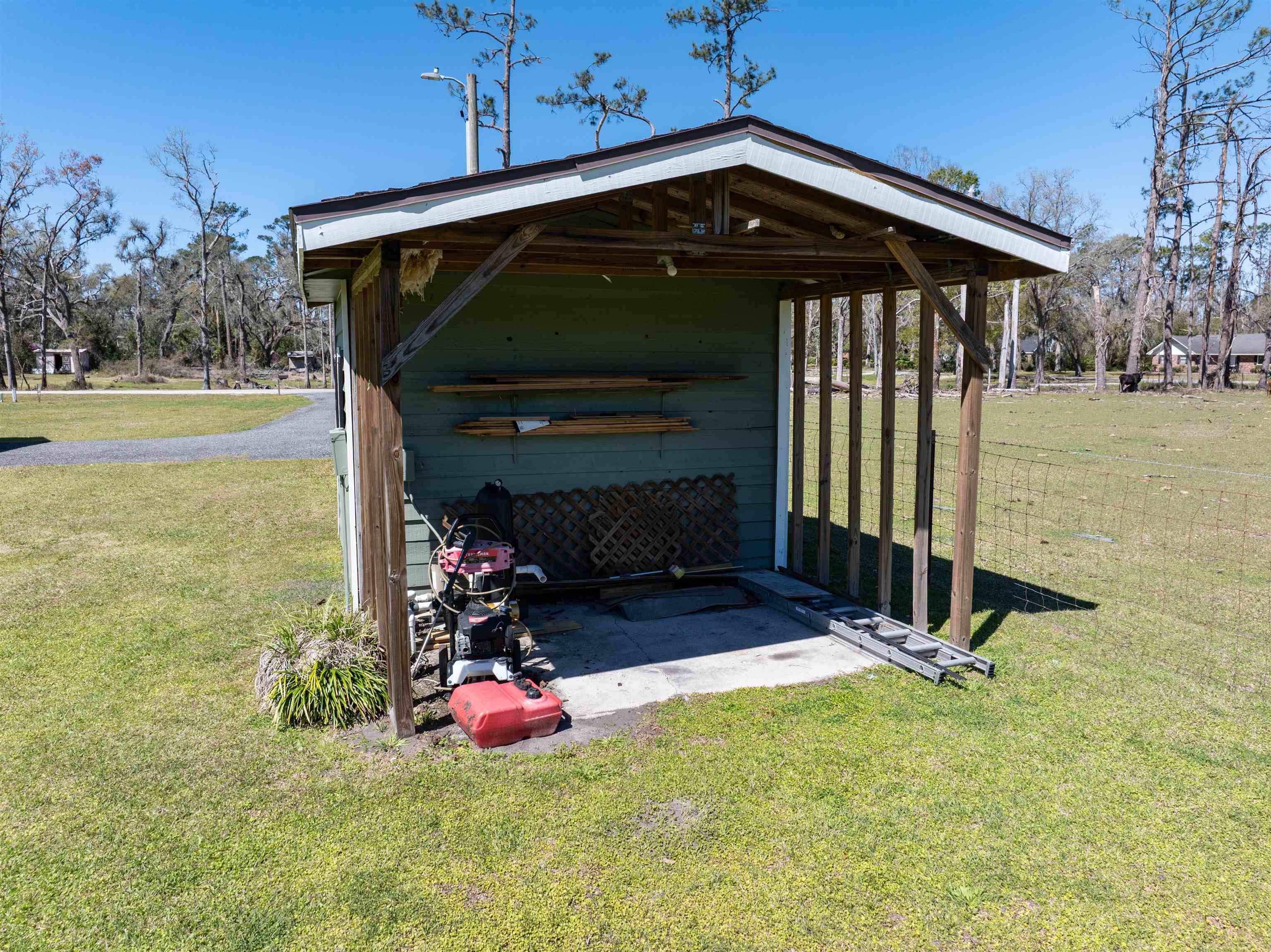 150 Regina Road Perry, FL 32348 - Photo 6 of 39