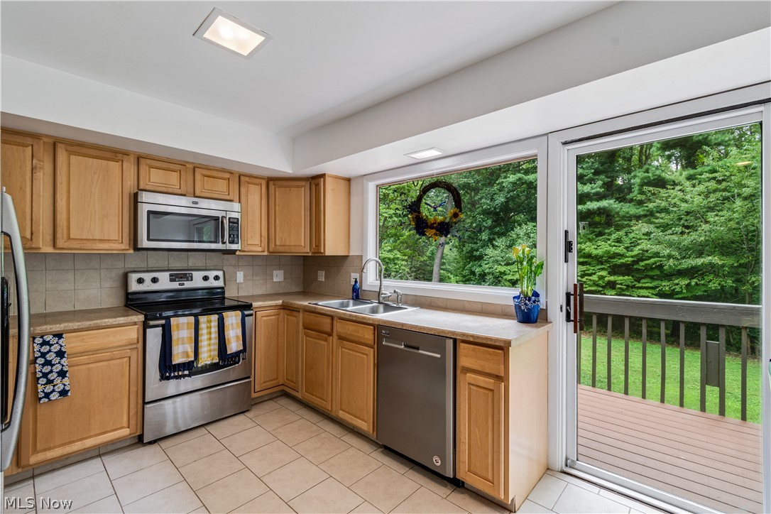 11453 Clinton Road Doylestown, OH 44230 - Photo 19 of 35