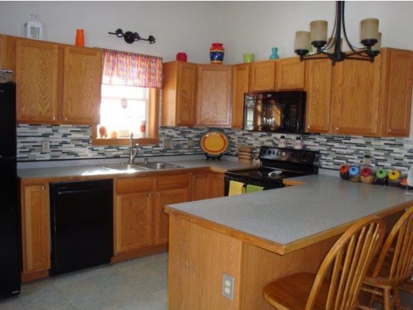 699 Pond Road Vernon, VT 05354 - Photo 3 of 17 Gallery Image 3