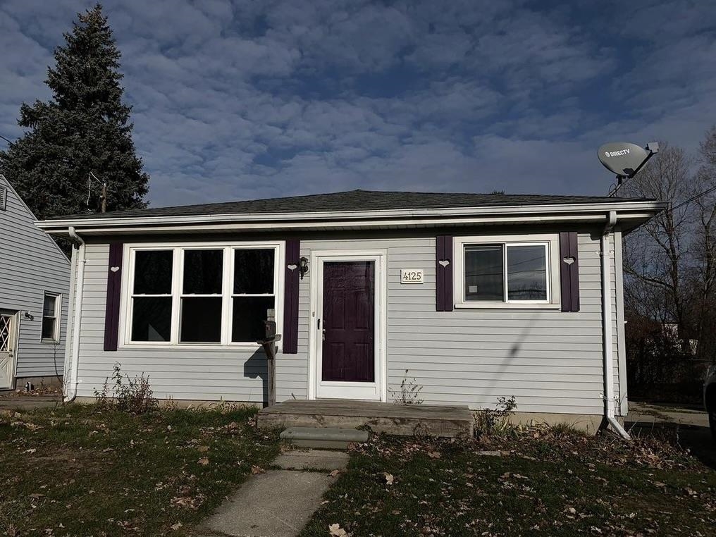 4125 Pengelly Road Flint, MI 48507 - Photo 1 of 10 50133191-d0594588-9906-4085-ac56-080d8bf3733b.JPG