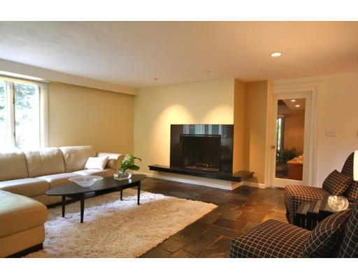 126 Kendall Road Lexington, MA 02421 - Photo 5 of 10
