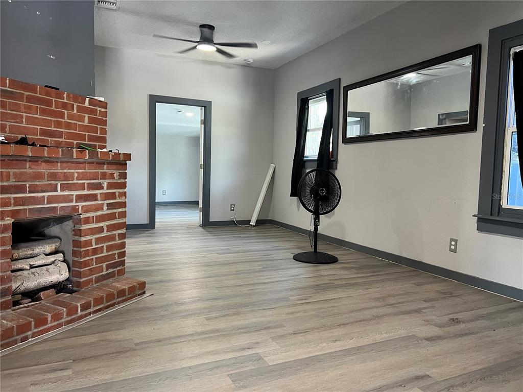 526 14th Avenue South St. Petersburg, FL 33701 - Photo 5 of 32 Gallery Image 5
